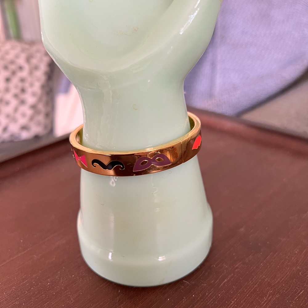 Kate Spade New York gold tone hinged bangle. “Blessing in Disguise” inside. - Picture 4 of 11
